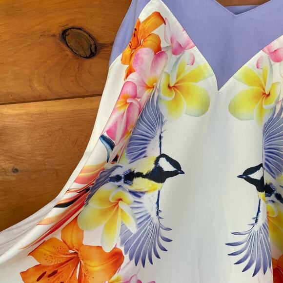 Indikah Multicolor Floral Bird Print V-Neck Cut Out Swing Dress Size Small - Picture 3 of 8
